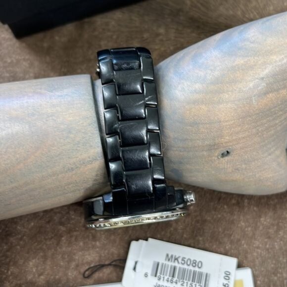 MICHAEL KORS Black MOP Dial Black Acrylic Bracelet with Glitz Watch - Picture 6 of 9